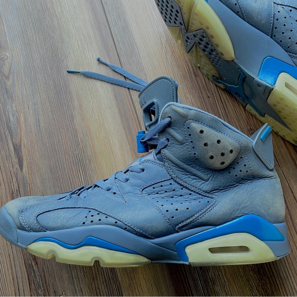 Jordan retro 6 diffused blue size 10.5